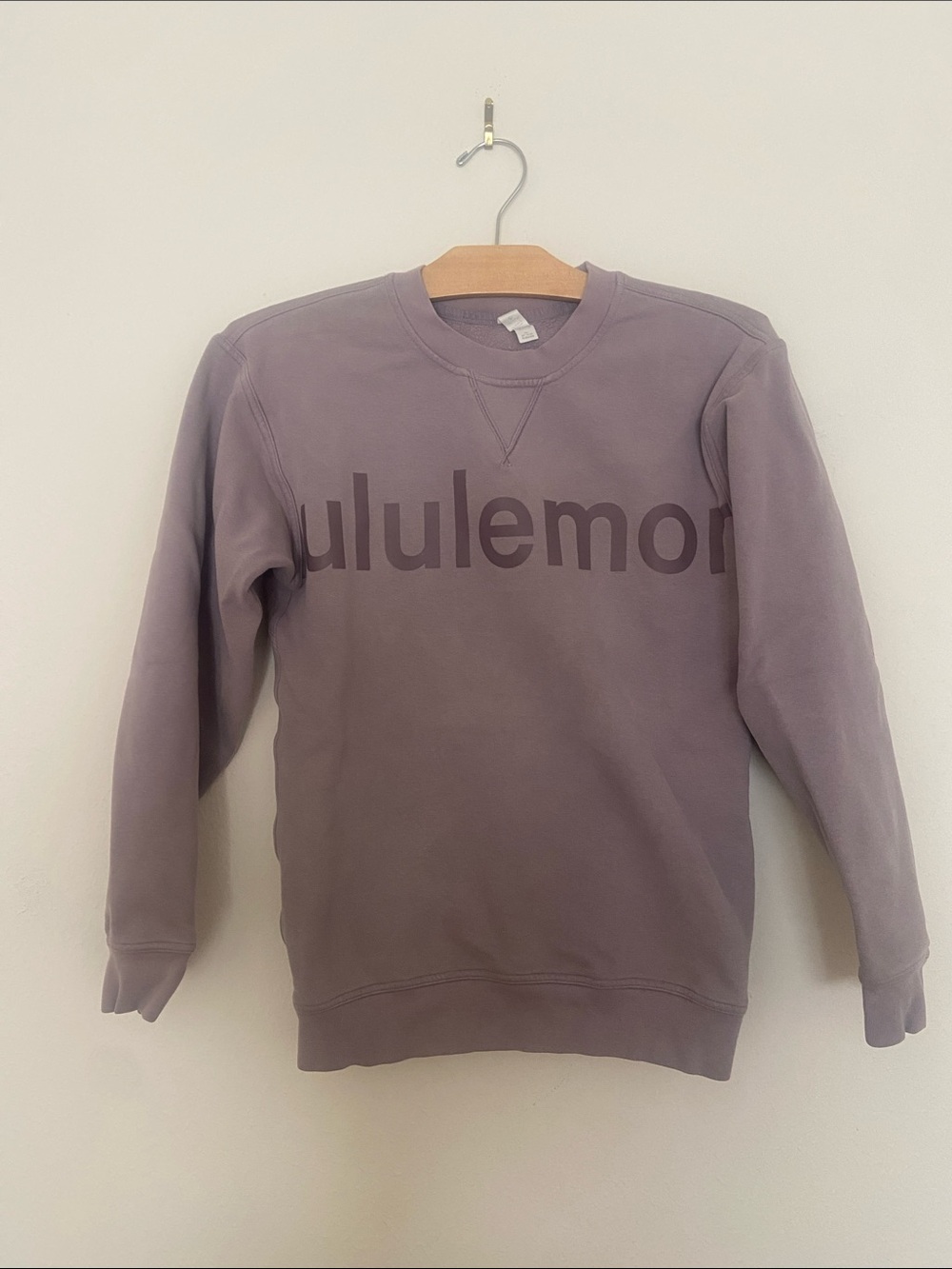lululemon athletica Women’s Crewneck Sweatshirt in Mauve